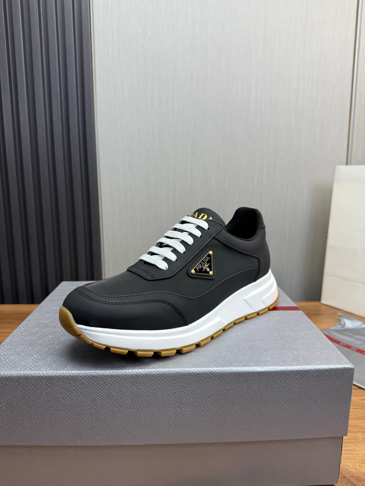 Men's shoes 💰580💰 [PRADA] Popular men's shoes shipped 👏Official website synchronization ⬆️Original cowhide fabric + cowhide lining, 1⃣️:1⃣️reproduction, original sole, 38-45 (45. Customized, non-refundable)